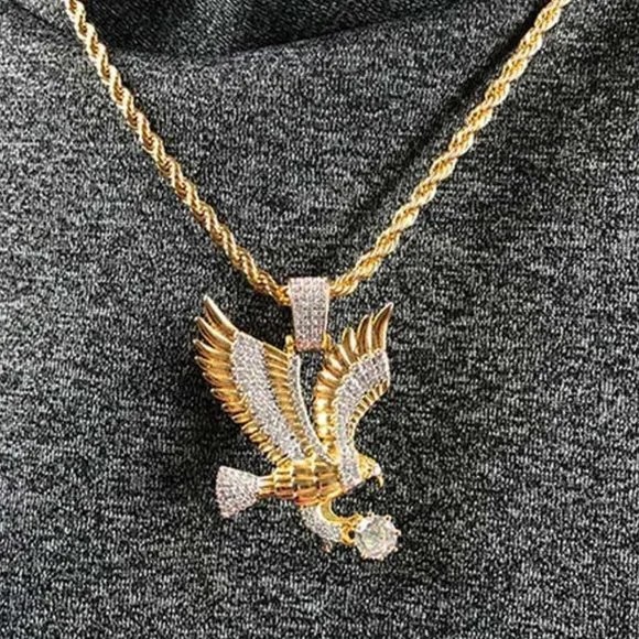 Gorgeous Gold-Plated Cubic Zirconia Flying Eagle Pendant - Picture 3 of 7